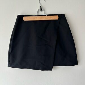 Abercrombie Scarlett Mini Skort